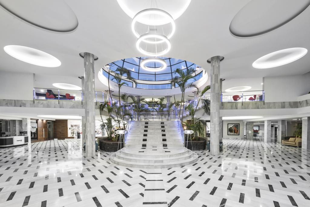 Elba Lanzarote Royal Village Resort Плая Бланка Екстериор снимка